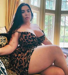 Victoria, 25 سنة, النساء