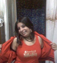 Farah, 33 سنة, النساء